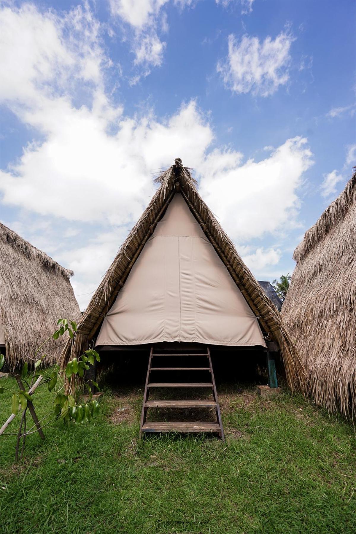 Sungai Huts Luxuszelt Selemadeg